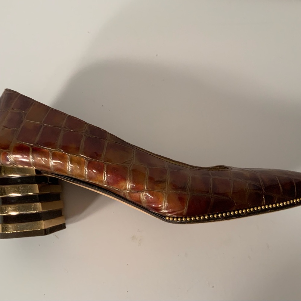 Vintage…FANTASY COLLECTION..Elegant leather shoes